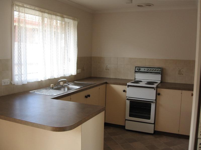 1/482 Heriot Street, Lavington NSW 2641