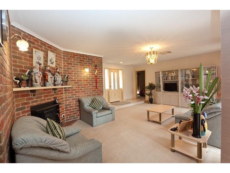 23 Saville Avenue, Lavington NSW 2641