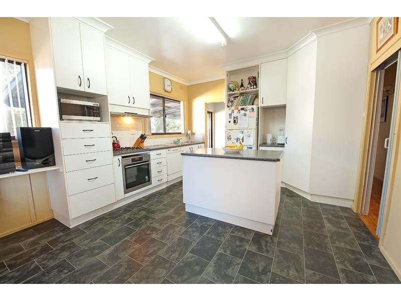 557 Seymour Street, Lavington NSW 2641