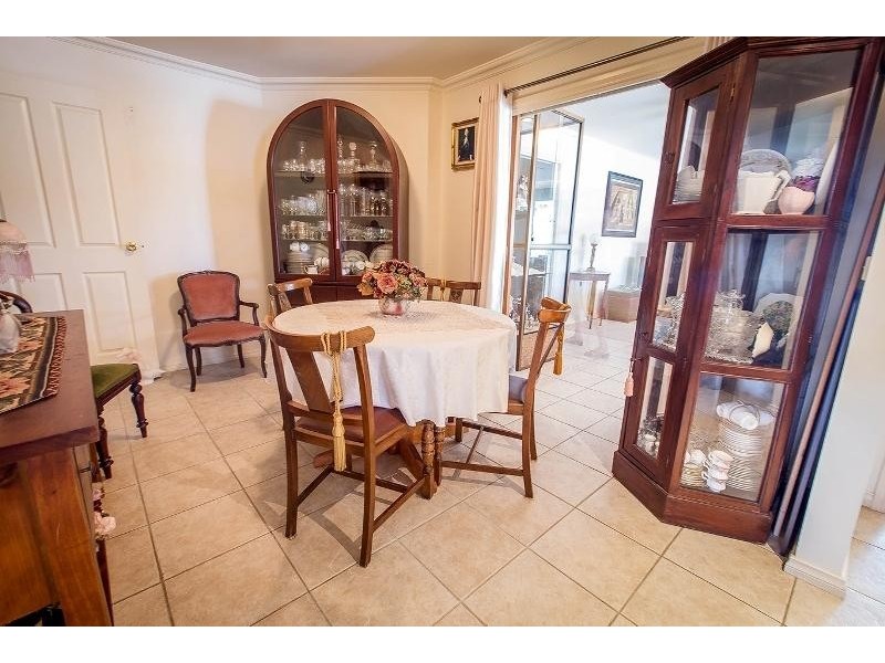 10 Hurworth Court, West Albury NSW 2640