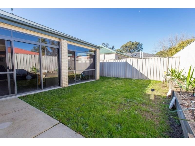 11 Garden Cove, West Wodonga VIC 3690