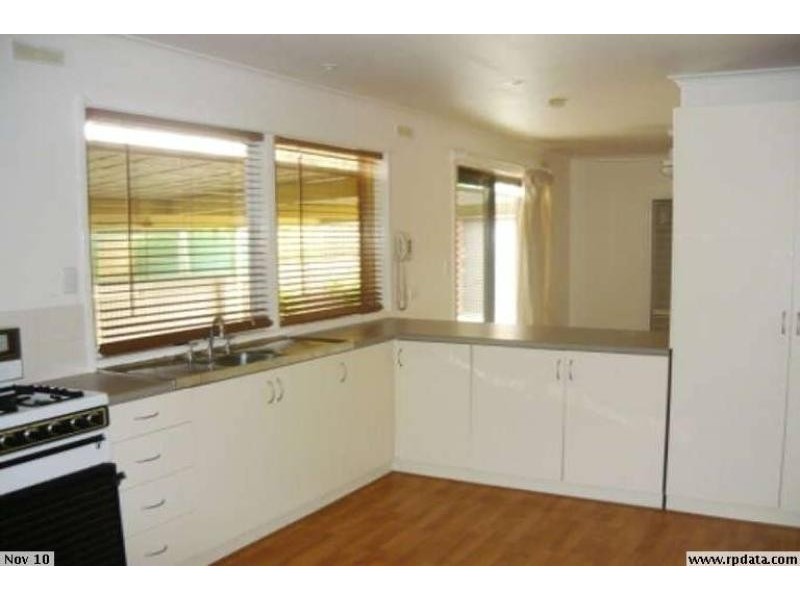 583 Lyne Street, Lavington NSW 2641