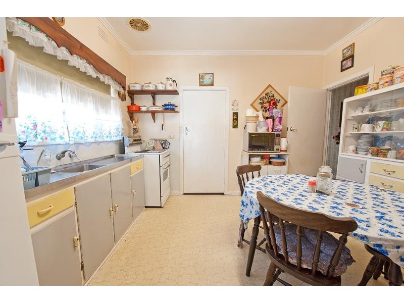 467 Bownds Street, Lavington NSW 2641