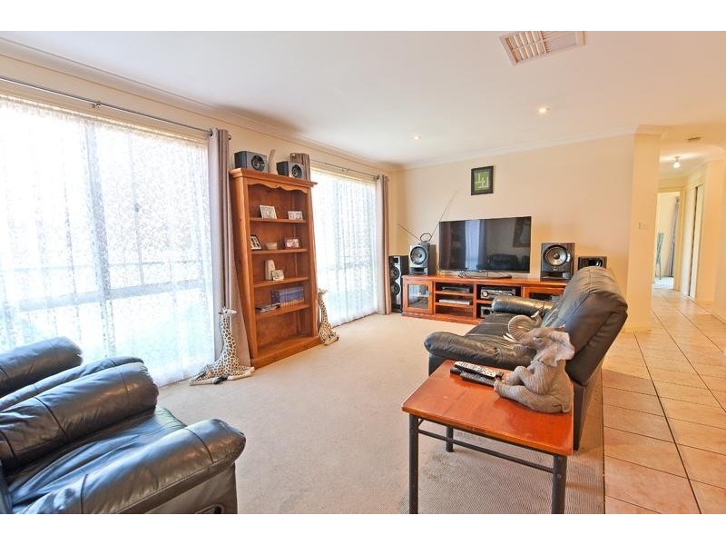 82 Maryville Way, Thurgoona NSW 2640