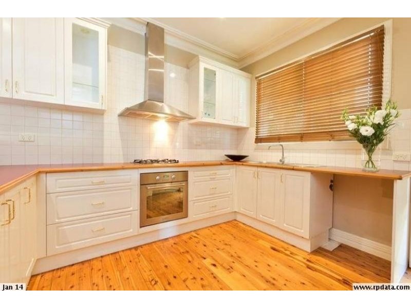 654 Elm Street, Albury NSW 2640