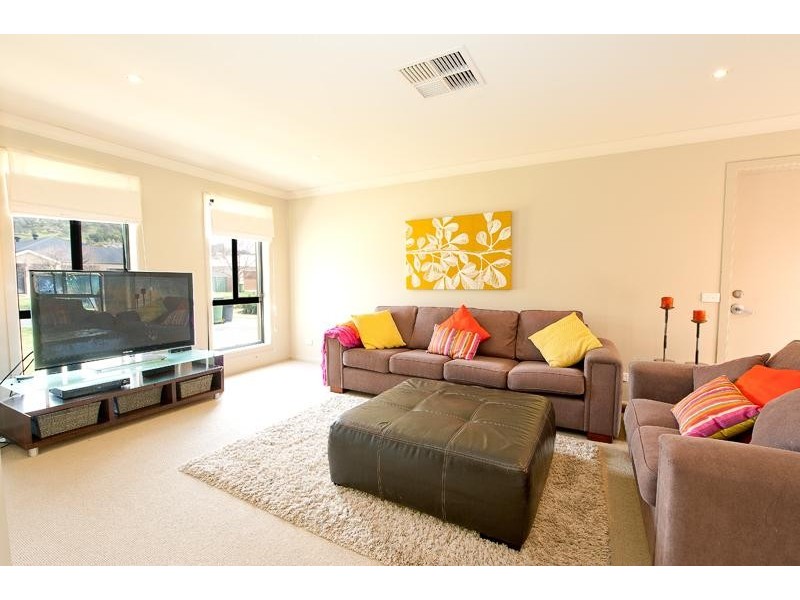 3 Tabitha Court, East Albury NSW 2640