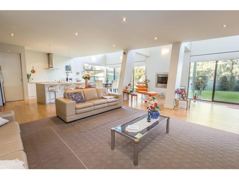 2 Parkland Drive, Wodonga VIC 3690