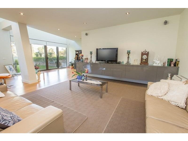 2 Parkland Drive, Wodonga VIC 3690