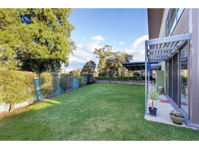 2 Parkland Drive, Wodonga VIC 3690