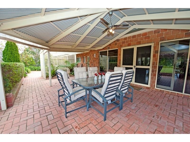 9 Lobbe Road, Thurgoona NSW 2640