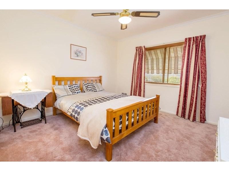 505 Munro Street, Hamilton Valley NSW 2641