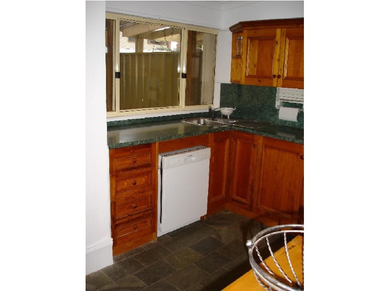 265 Gilles ADELAIDE 5000, Adelaide SA 5000