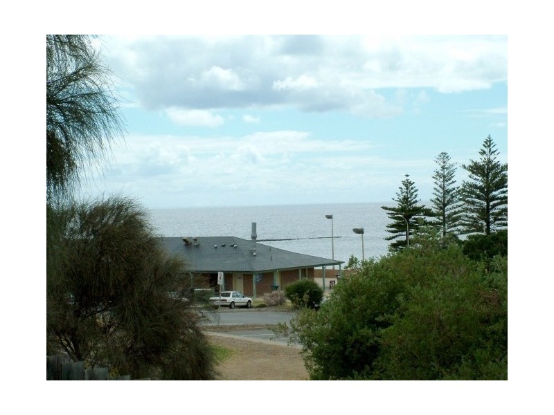 12 Clarke Street PORT NOARLUNGA 5167, Port Noarlunga SA 5167