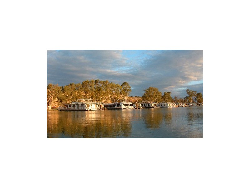 17 Sturt  Highway BLANCHETOWN 5357, Blanchetown SA 5357