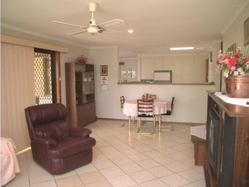 4 Bruce Avenue CHRISTIES BEACH 5165, Christies Beach SA 5165
