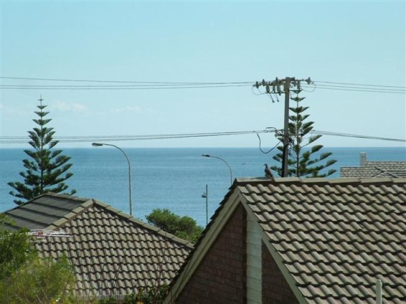2 Neville Avenue CHRISTIES BEACH 5165, Christies Beach SA 5165