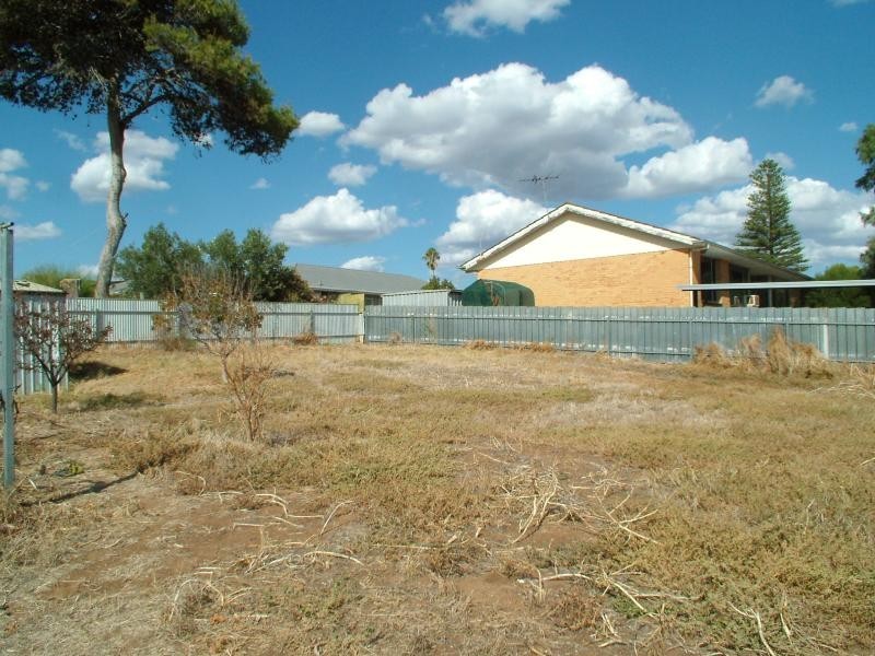 2 Neville Avenue CHRISTIES BEACH 5165, Christies Beach SA 5165