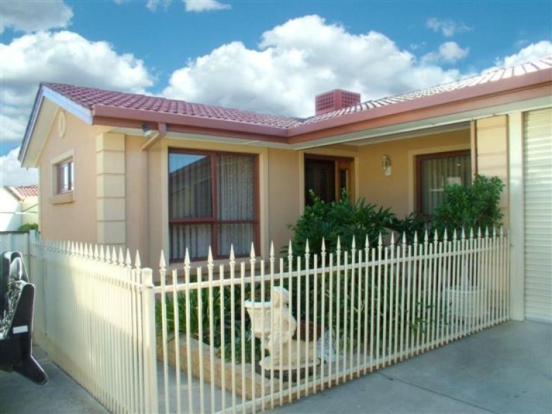 17 Bruce Avenue CHRISTIES BEACH 5165, Christies Beach SA 5165