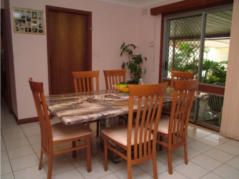 17 Bruce Avenue CHRISTIES BEACH 5165, Christies Beach SA 5165