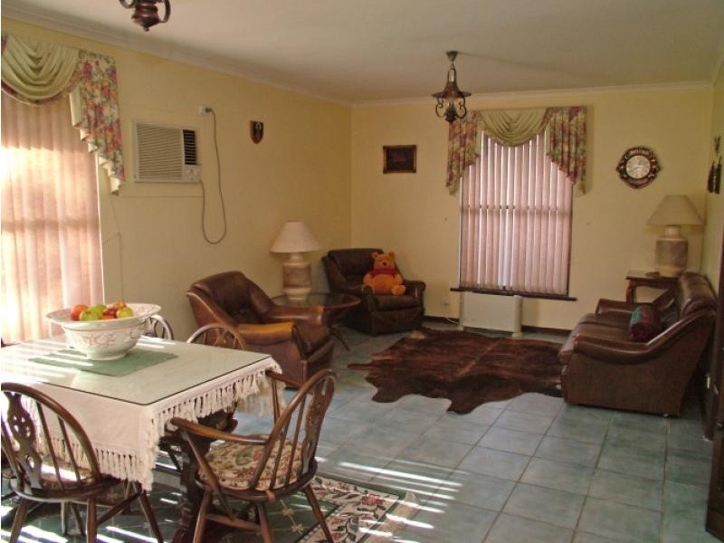 15 Wheatsheaf Road MORPHETT VALE 5162, Morphett Vale SA 5162