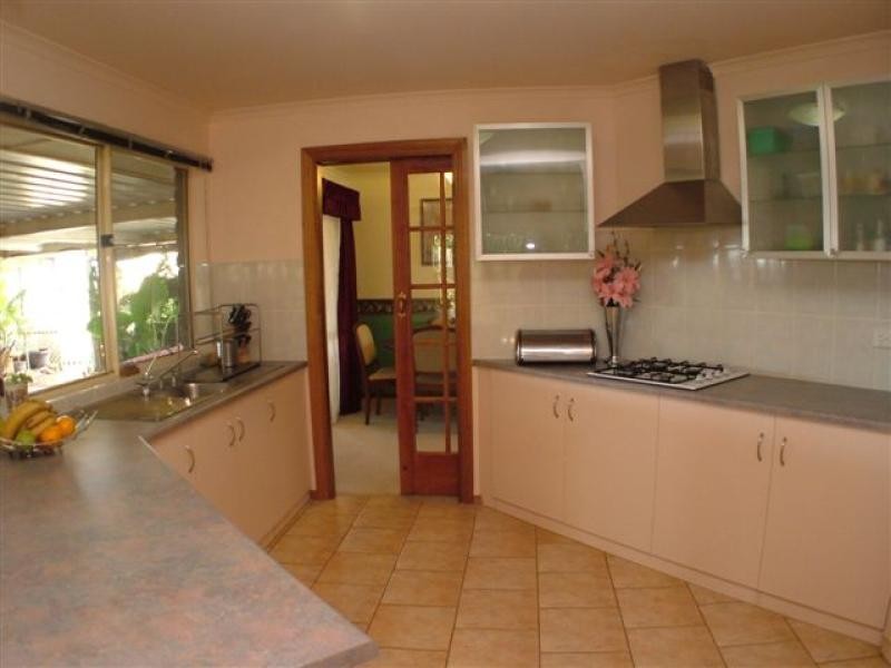 6 Preston Court MOANA 5169, Moana SA 5169