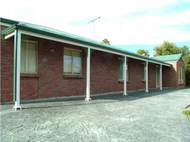 6 Garland Road NOARLUNGA DOWNS 5168, Noarlunga Downs SA 5168