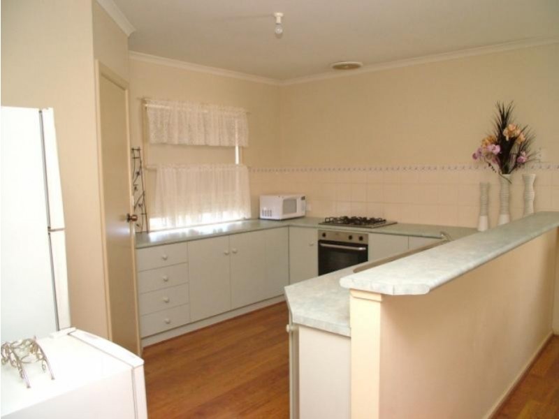 6 Garland Road NOARLUNGA DOWNS 5168, Noarlunga Downs SA 5168