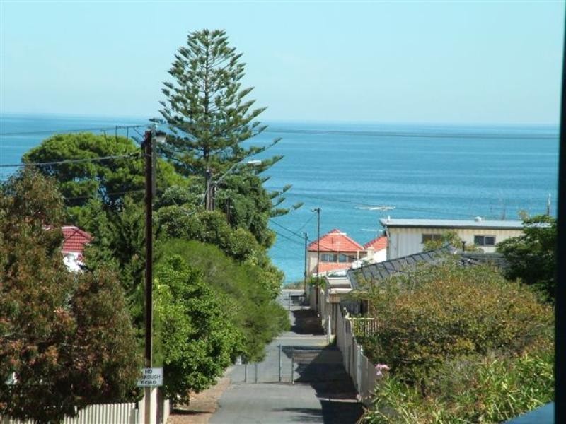 1 Maturin Avenue CHRISTIES BEACH 5165, Christies Beach SA 5165