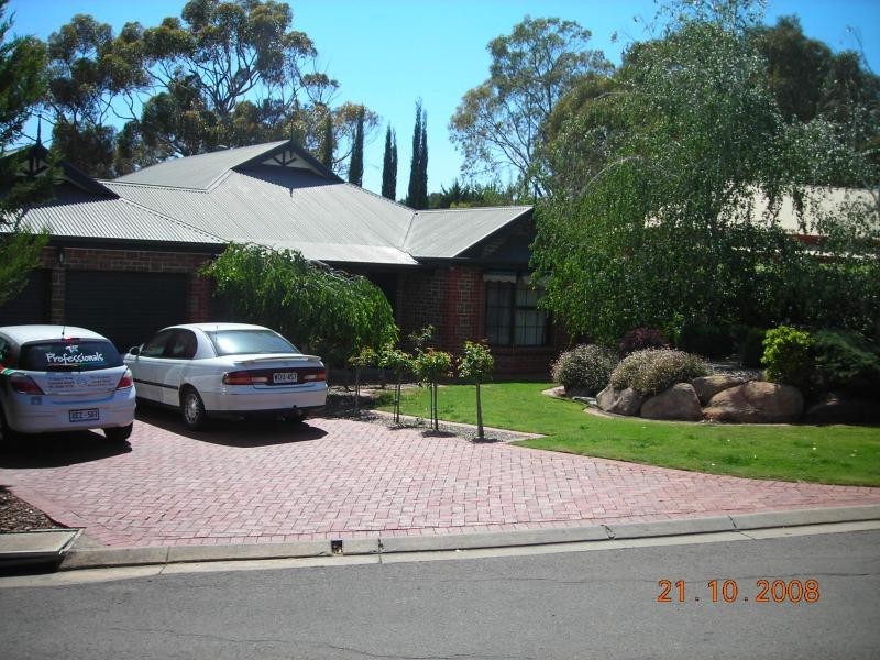 3 Angalea Place ONKAPARINGA HILLS 5163, Onkaparinga Hills SA 5163