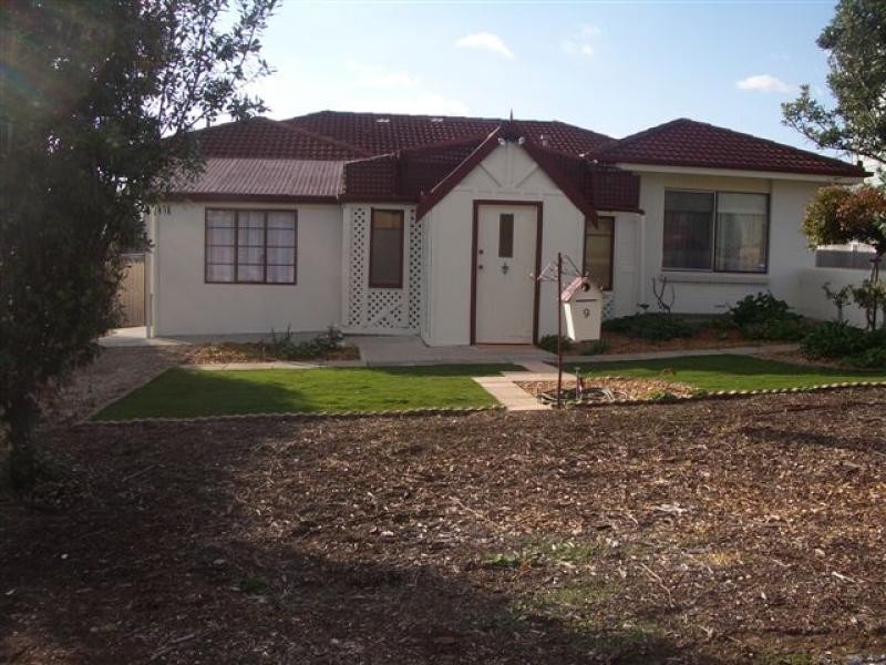 9 Neville Avenue CHRISTIES BEACH 5165, Christies Beach SA 5165
