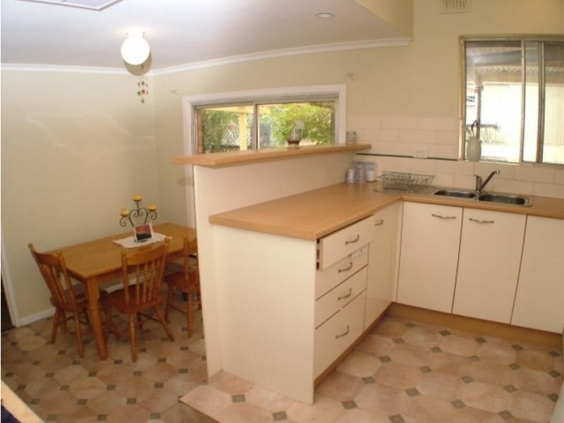 19 Sunglow Crescent HACKHAM WEST 5163, Hackham West SA 5163