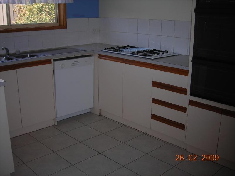 8 Commercial Road PORT NOARLUNGA 5167, Port Noarlunga SA 5167