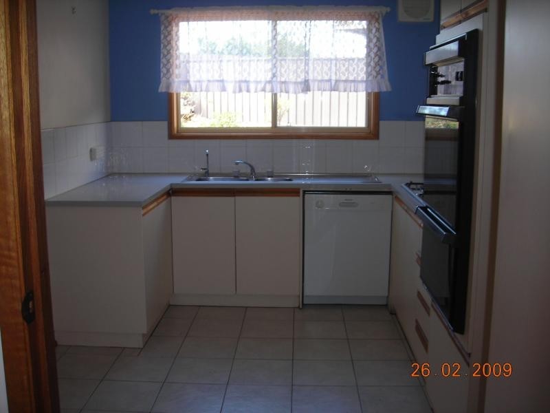 8 Commercial Road PORT NOARLUNGA 5167, Port Noarlunga SA 5167