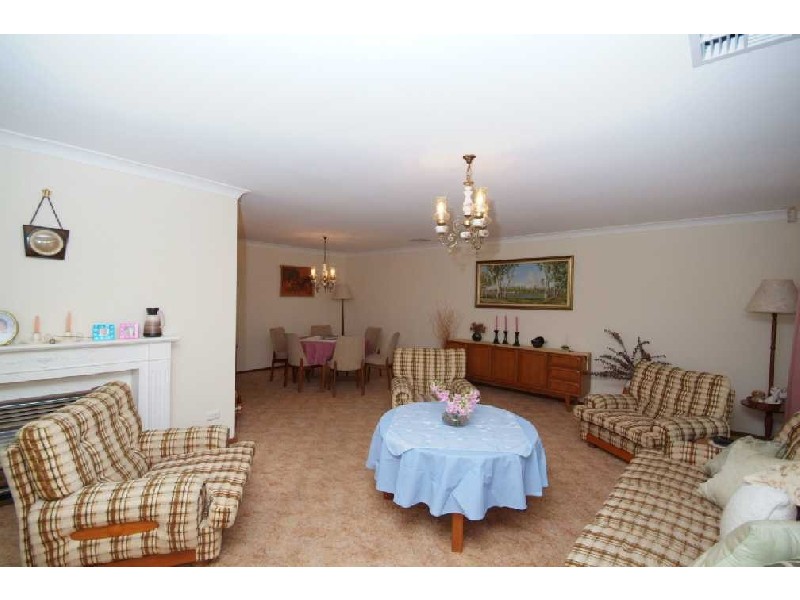 17 Adela Crescent ATHELSTONE 5076, Athelstone SA 5076