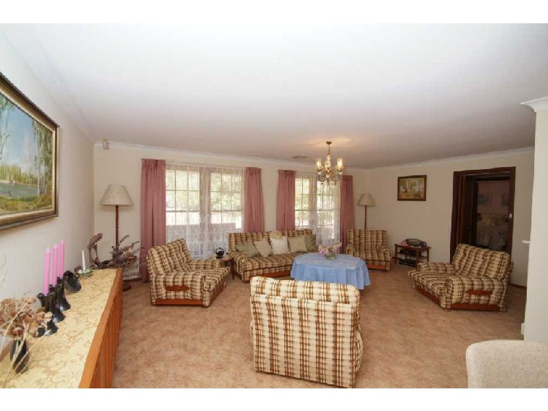 17 Adela Crescent ATHELSTONE 5076, Athelstone SA 5076