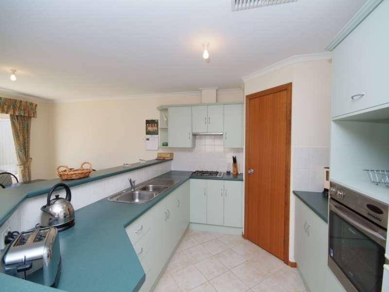 5 Hillside Court WALKLEY HEIGHTS 5098, Walkley Heights SA 5098