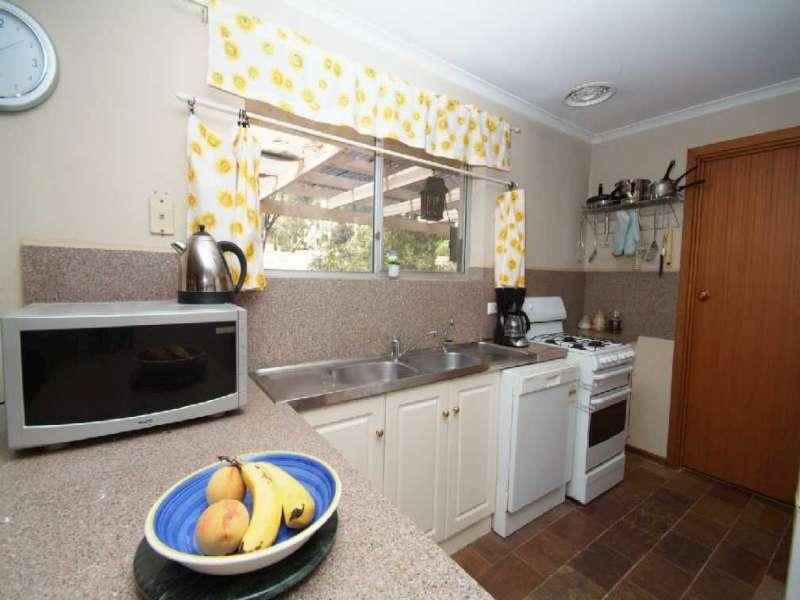 11 Cooinda Crescent ATHELSTONE 5076, Athelstone SA 5076