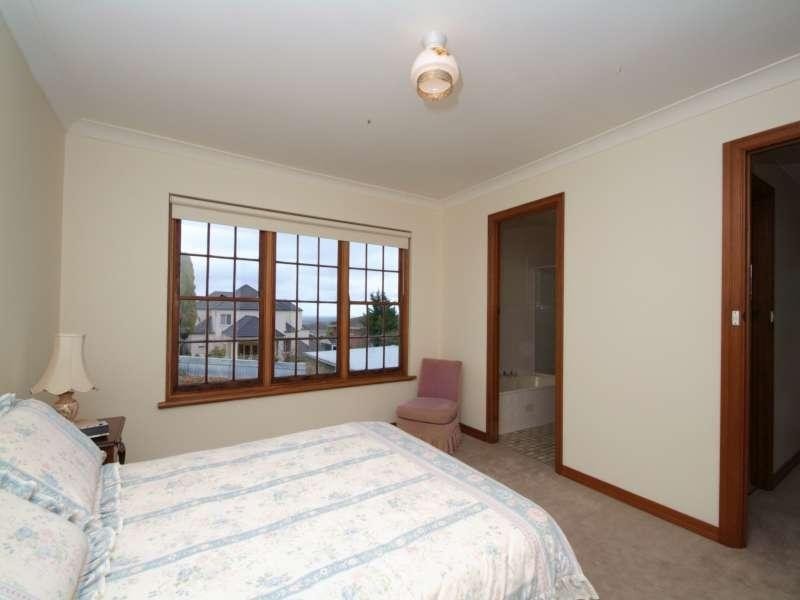 5 Crompton Drive WATTLE PARK 5066, Wattle Park SA 5066