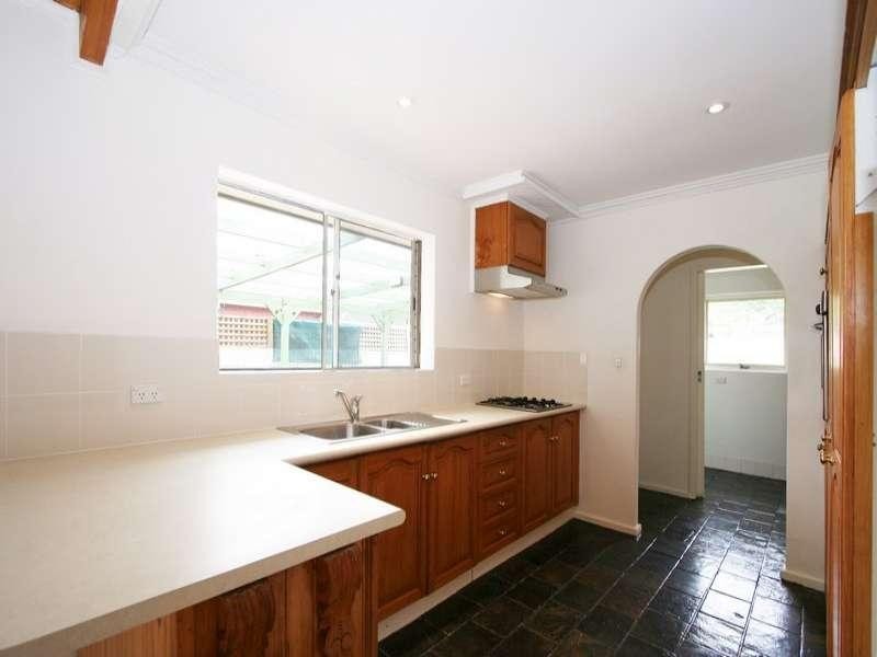 233 Lower Athelstone  Road ATHELSTONE 5076, Athelstone SA 5076