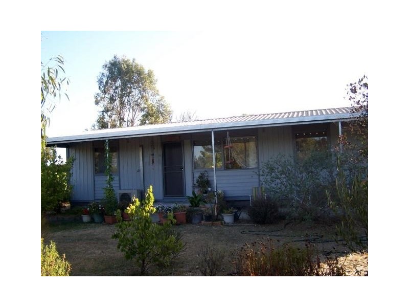 18 Ameroo  Avenue MILANG 5256, Milang SA 5256