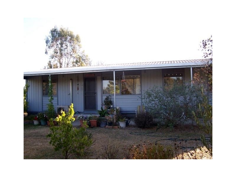 18 Ameroo  Avenue MILANG 5256, Milang SA 5256