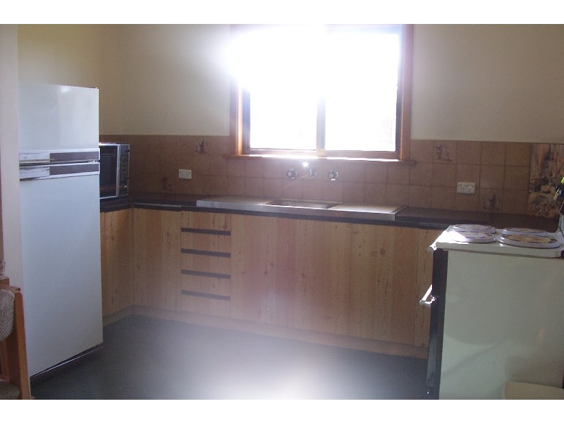 6 Chapman  Road MIDDLETON 5213, Middleton SA 5213