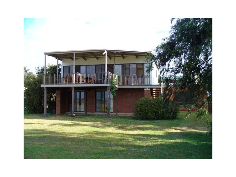1 Captain Sturt Parade HINDMARSH ISLAND 5214, Hindmarsh Island SA 5214