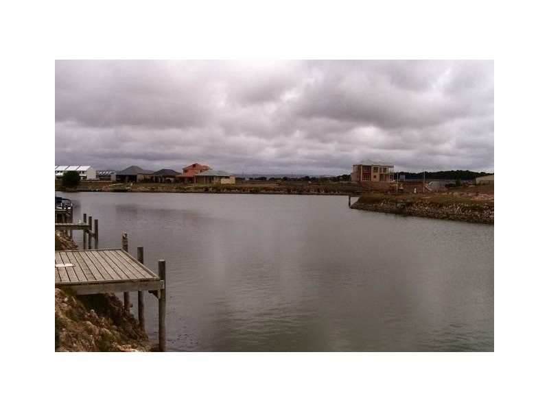 165 Wentworth  Parade HINDMARSH ISLAND 5214, Hindmarsh Island SA 5214