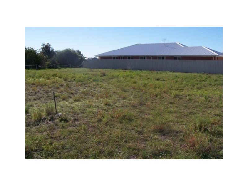 61 Excellsior  Parade HINDMARSH ISLAND 5214, Hindmarsh Island SA 5214