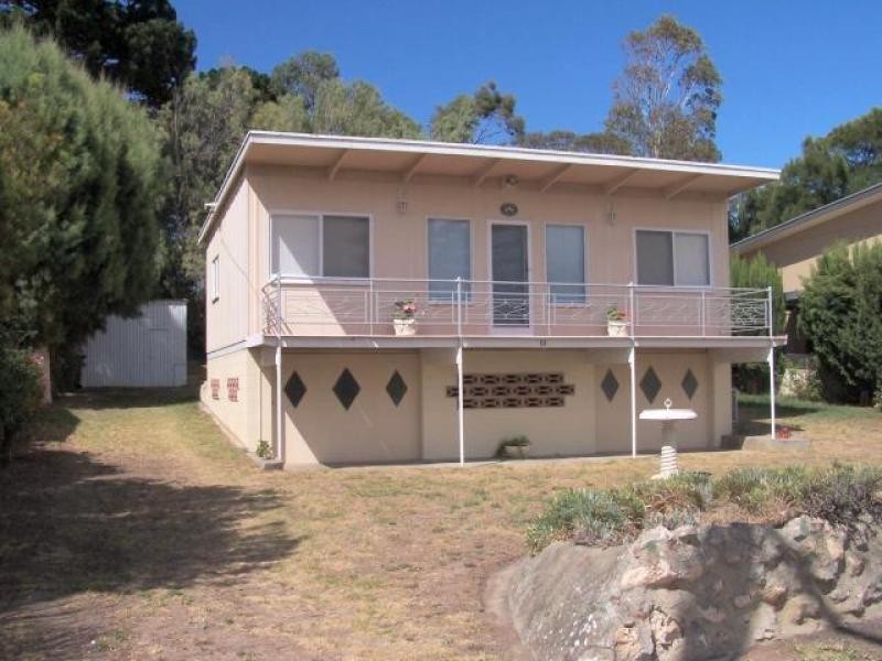 11 Captain Sturt  Parade HINDMARSH ISLAND 5214, Hindmarsh Island SA 5214