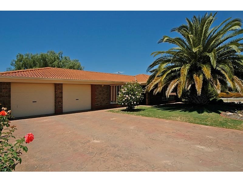 16 Valiant  Road MUNNO PARA WEST 5115, Munno Para West SA 5115
