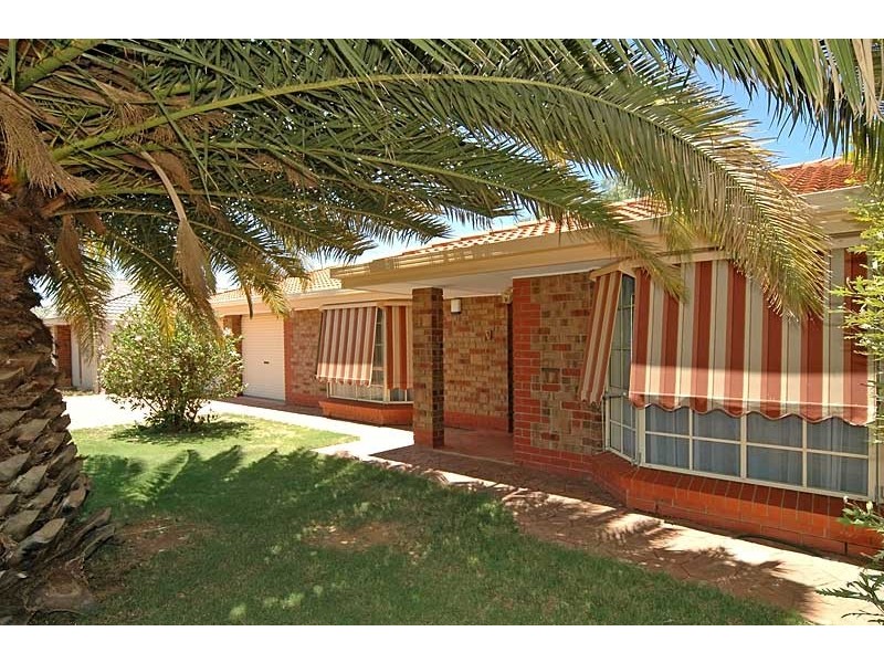 16 Valiant  Road MUNNO PARA WEST 5115, Munno Para West SA 5115