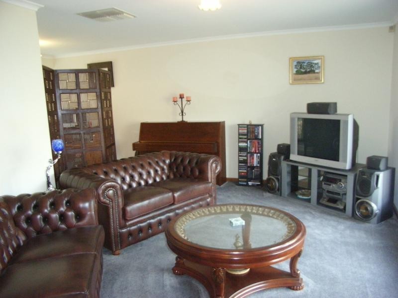 13 Highfield Drive HILLBANK 5112, Hillbank SA 5112