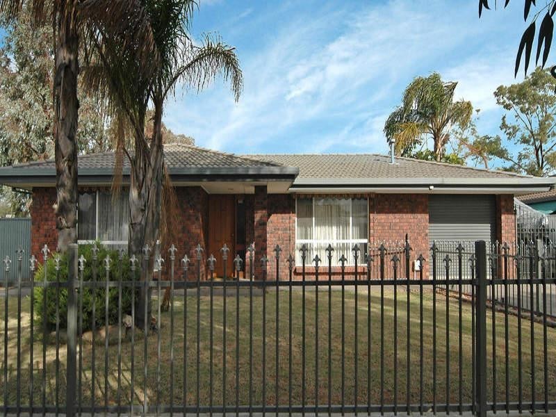 2 Winston Avenue PARALOWIE 5108, Paralowie SA 5108